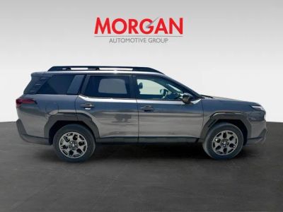 2026 Subaru Outback — photo 8 view