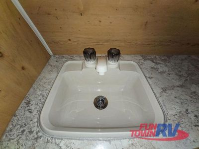 2021 Sunset Park RV SunRay - Photo 19