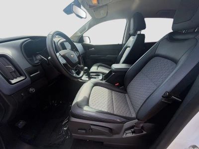 2017 Chevrolet Colorado — photo 18 view