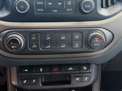 2017 Chevrolet Colorado — photo 14 view