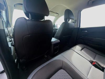 2017 Chevrolet Colorado — photo 23 view