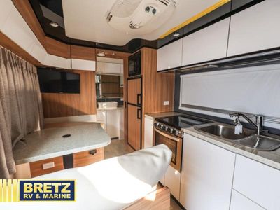 2022 Black Series Camper Black Series Camper - Photo 9
