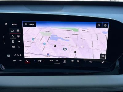 2025 Audi Q6 e-tron — photo 32 view