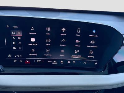 2025 Audi Q6 e-tron — photo 29 view