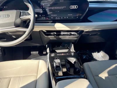 2025 Audi Q6 e-tron — photo 18 view