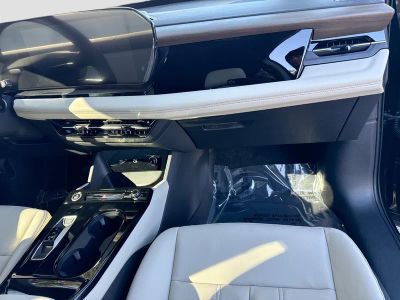 2025 Audi Q6 e-tron — photo 17 view