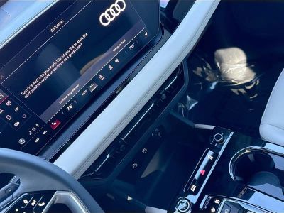 2025 Audi Q6 e-tron — photo 27 view