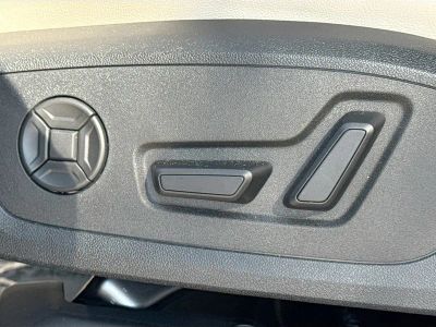 2025 Audi Q6 e-tron — photo 24 view