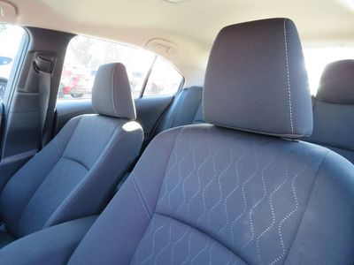 2025 Toyota COROLLA - Photo 16
