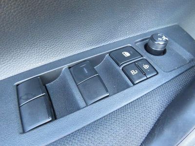 2025 Toyota COROLLA - Photo 68