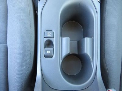 2025 Toyota COROLLA - Photo 22
