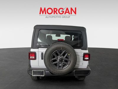 2026 Jeep Wrangler — photo 7 view
