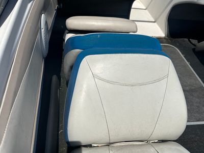 2007 BAYLINER 195BR - Photo 8
