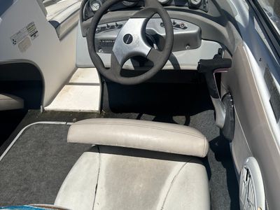 2007 BAYLINER 195BR - Photo 7
