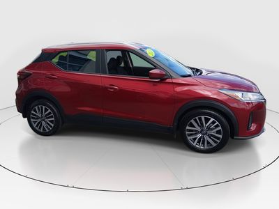 2024 Nissan Kicks — photo 8 view