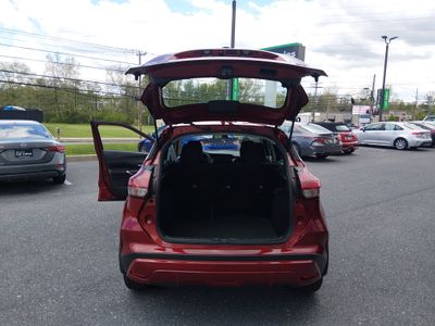 2024 Nissan Kicks — photo 11 view