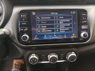 2024 Nissan Kicks — photo 23 view