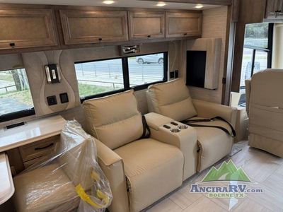 2026 Tiffin Motorhomes Phaeton - Photo 10