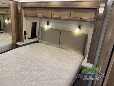 2026 Tiffin Motorhomes Phaeton - Photo 16