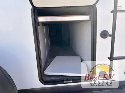 2023 Forest River RV Rockwood Ultra Lite - Photo 6
