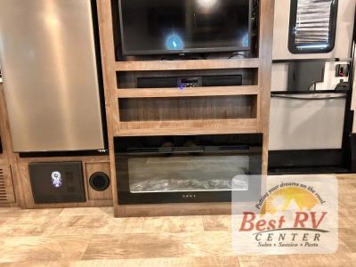 2023 Forest River RV Rockwood Ultra Lite - Photo 31
