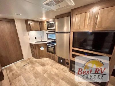 2023 Forest River RV Rockwood Ultra Lite - Photo 32