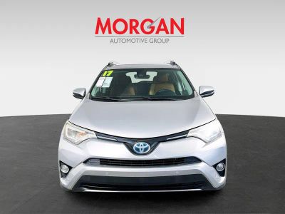 2017 Toyota RAV4 Hybrid — photo 8 view
