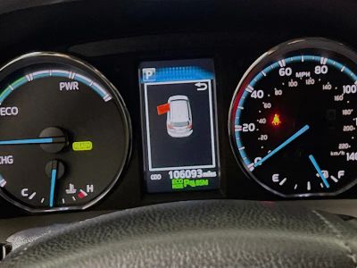 2017 Toyota RAV4 Hybrid — photo 19 view
