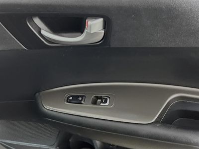 2019 Kia Optima - Photo 28