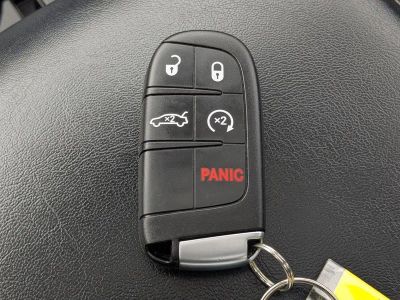 2023 Chrysler 300 — photo 28 view