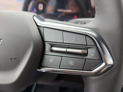 2026 Chevrolet Suburban — photo 8 view