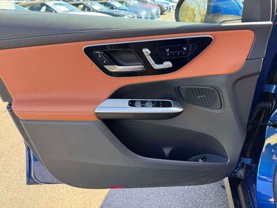 2023 Mercedes-Benz GLC - Photo 18