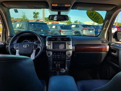 2016 Toyota 4Runner — photo 12 view