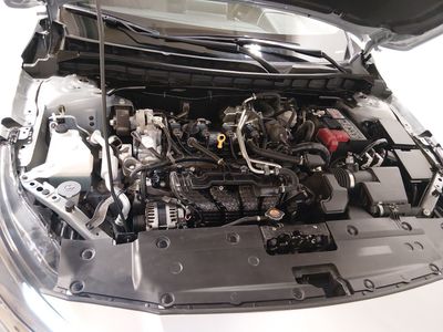 2024 Nissan Altima — photo 9 view