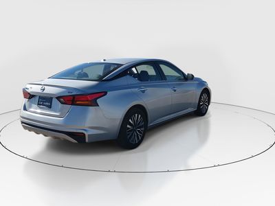 2024 Nissan Altima — photo 7 view