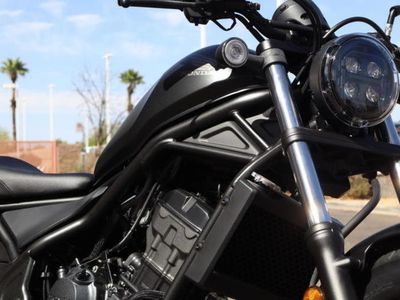 2025 Honda Rebel 300 - Photo 9