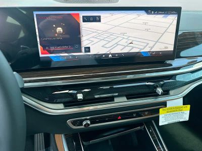 2026 BMW X5 — photo 10 view