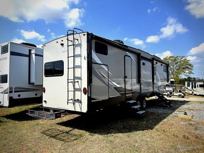 2022 Highland Ridge Mesa Ridge XLT - Photo 2