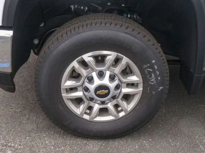 2026 Chevrolet Silverado 2500 HD — detail view