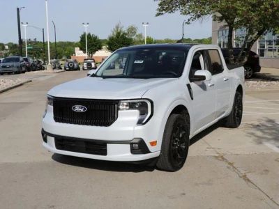 2026 Ford Maverick Lobo Standard in White Metallic — front three-quarter view