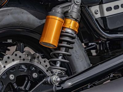 2025 Yamaha Bolt R-Spec - Photo 12