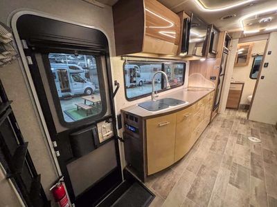 2019 Winnebago VIEW - Photo 4