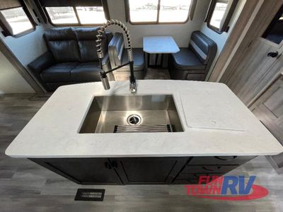 2021 Winnebago Voyage - Photo 9