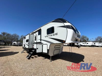 2021 Winnebago Voyage - Photo 1