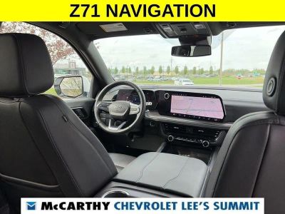2025 Chevrolet Suburban - Photo 36