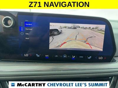 2025 Chevrolet Suburban - Photo 10