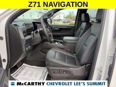 2025 Chevrolet Suburban - Photo 55