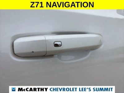 2025 Chevrolet Suburban - Photo 25