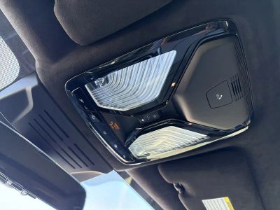 2027 BMW X7 — photo 36 view