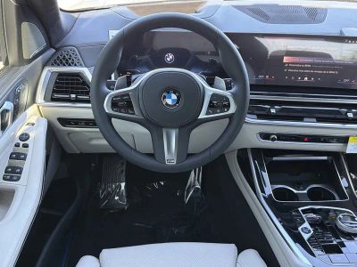 2027 BMW X7 — photo 14 view